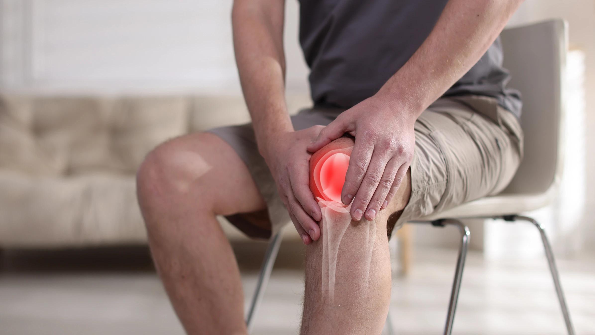 Knee Osteoarthritis Relief in Canada: What Actually Helps (Supplements, Braces, Exercises & Devices Explained)